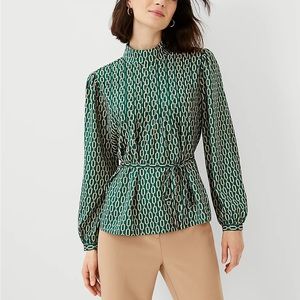 Ann Taylor Chain Print Pintucked Tie Waist Top Green